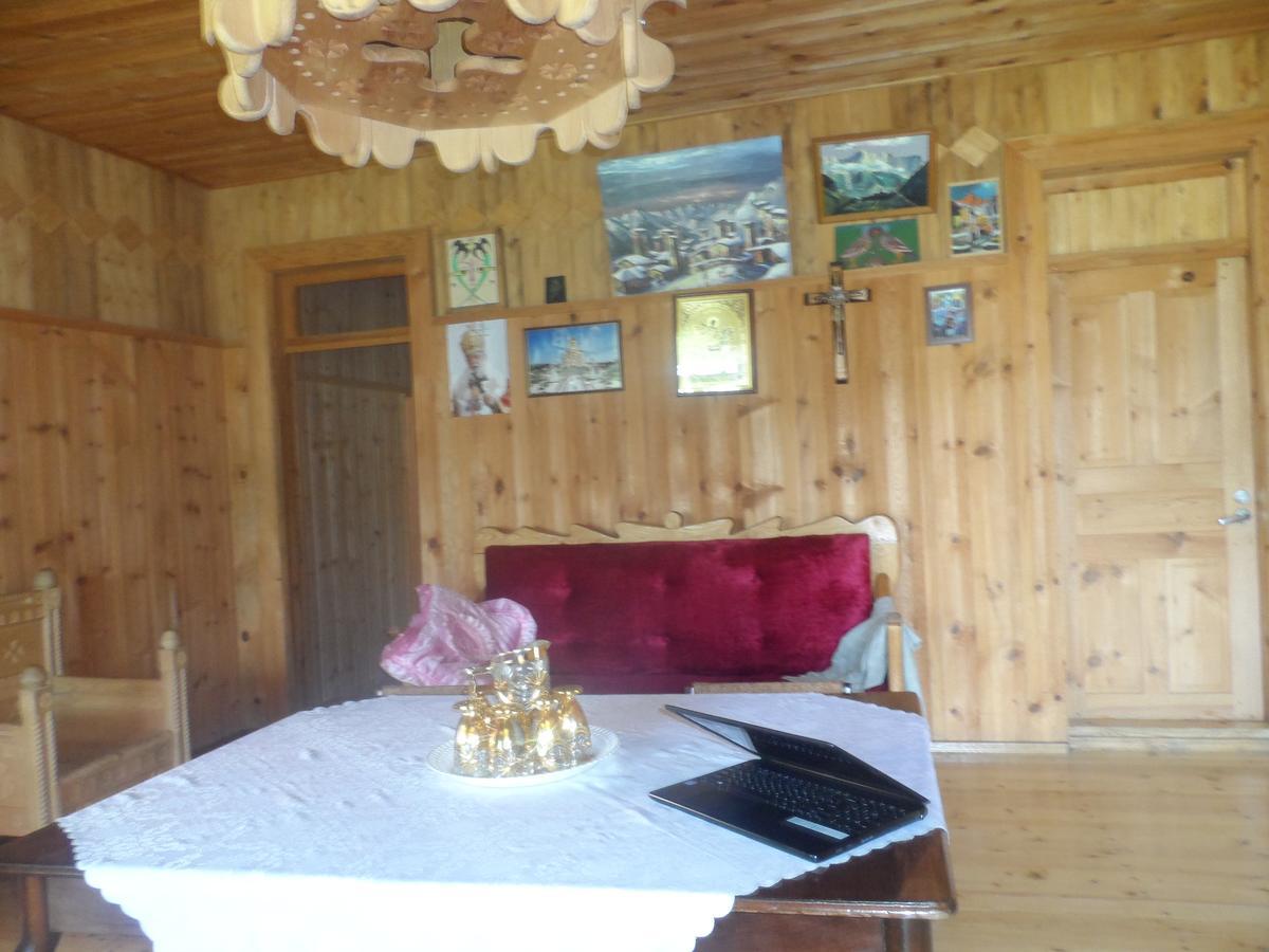 Hotel Tekla Ushguli Bagian luar foto